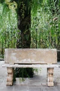 Stein-Gartenbank