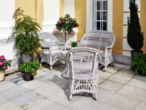 Reinigung, Pflege und Schutz : Gartenmöbel aus Korb und Rattan