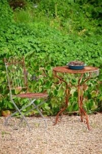 Welche Metall-Gartenmöbel rosten nicht?