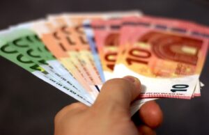 Wie viel sollte ein gutes Bettgestell kosten?