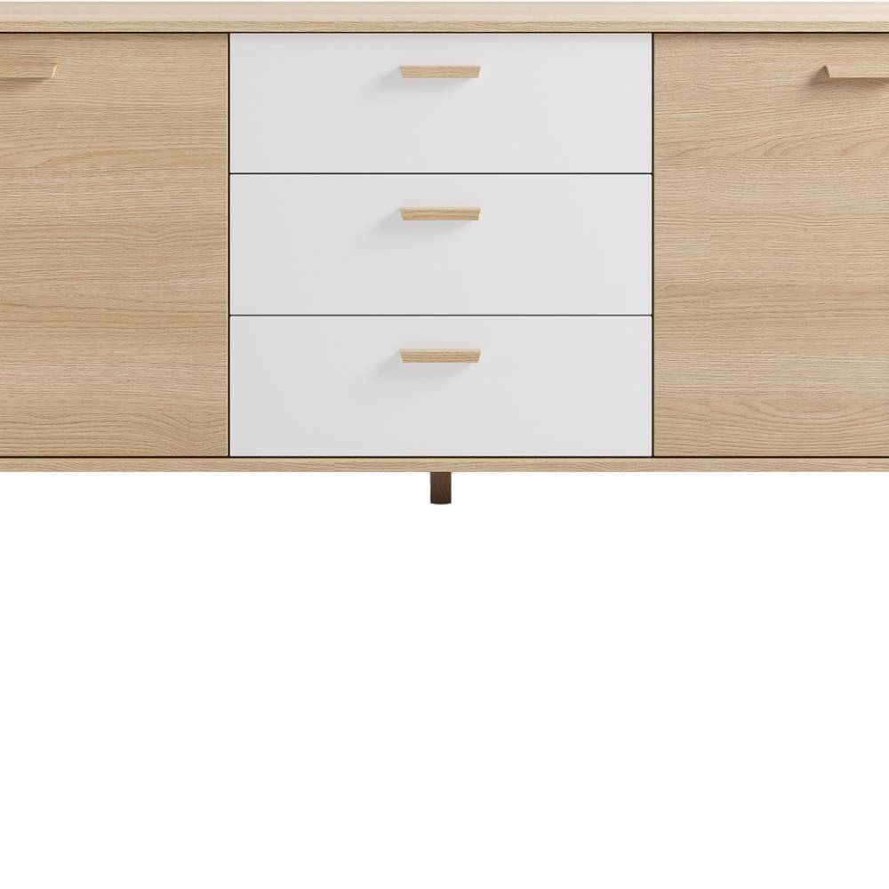 Skandi Sideboard Detail mit drei weißen Schubladen und hellen Holzgriffen – Demphis