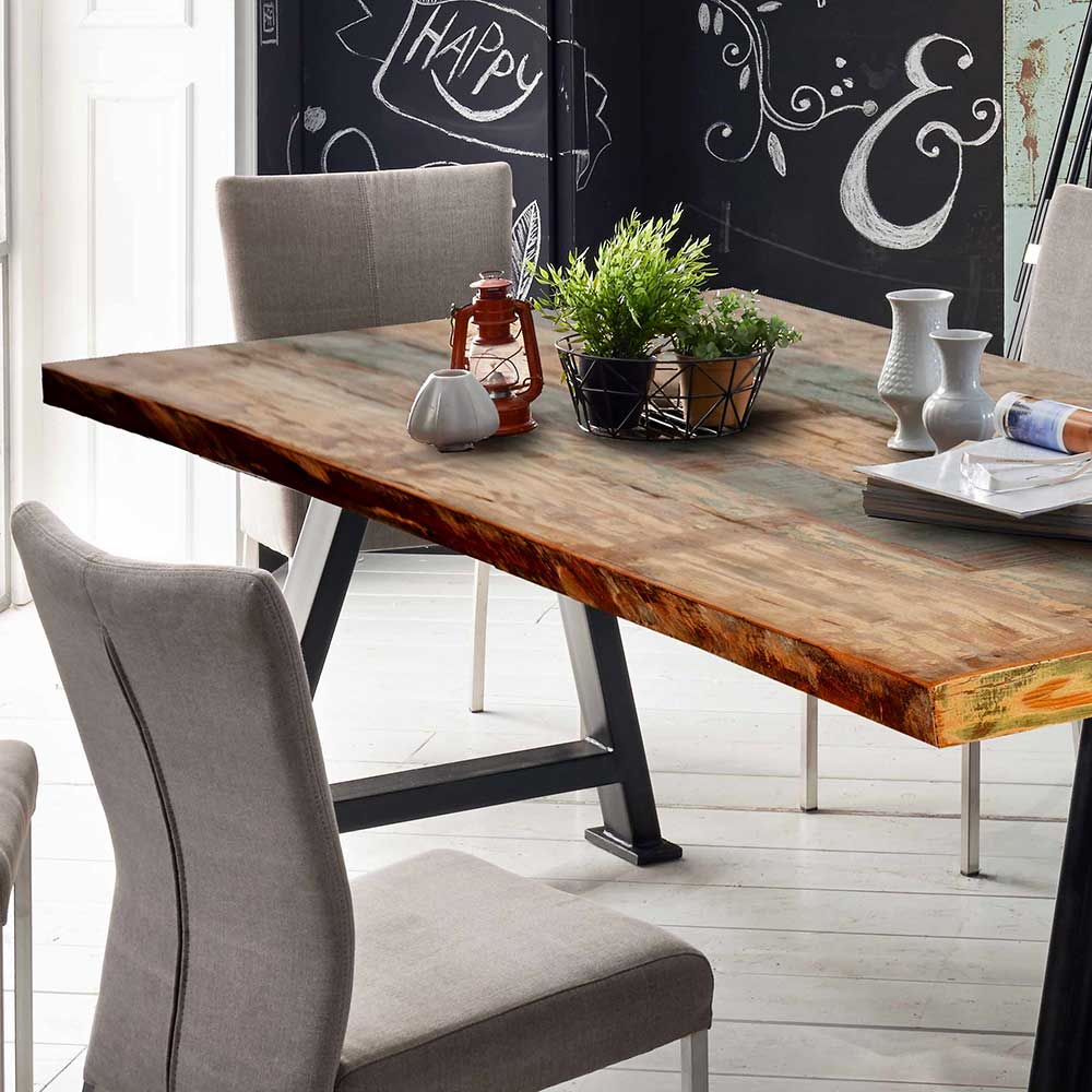 Esszimmer Tisch mit bunter Altholzplatte - Dalavera