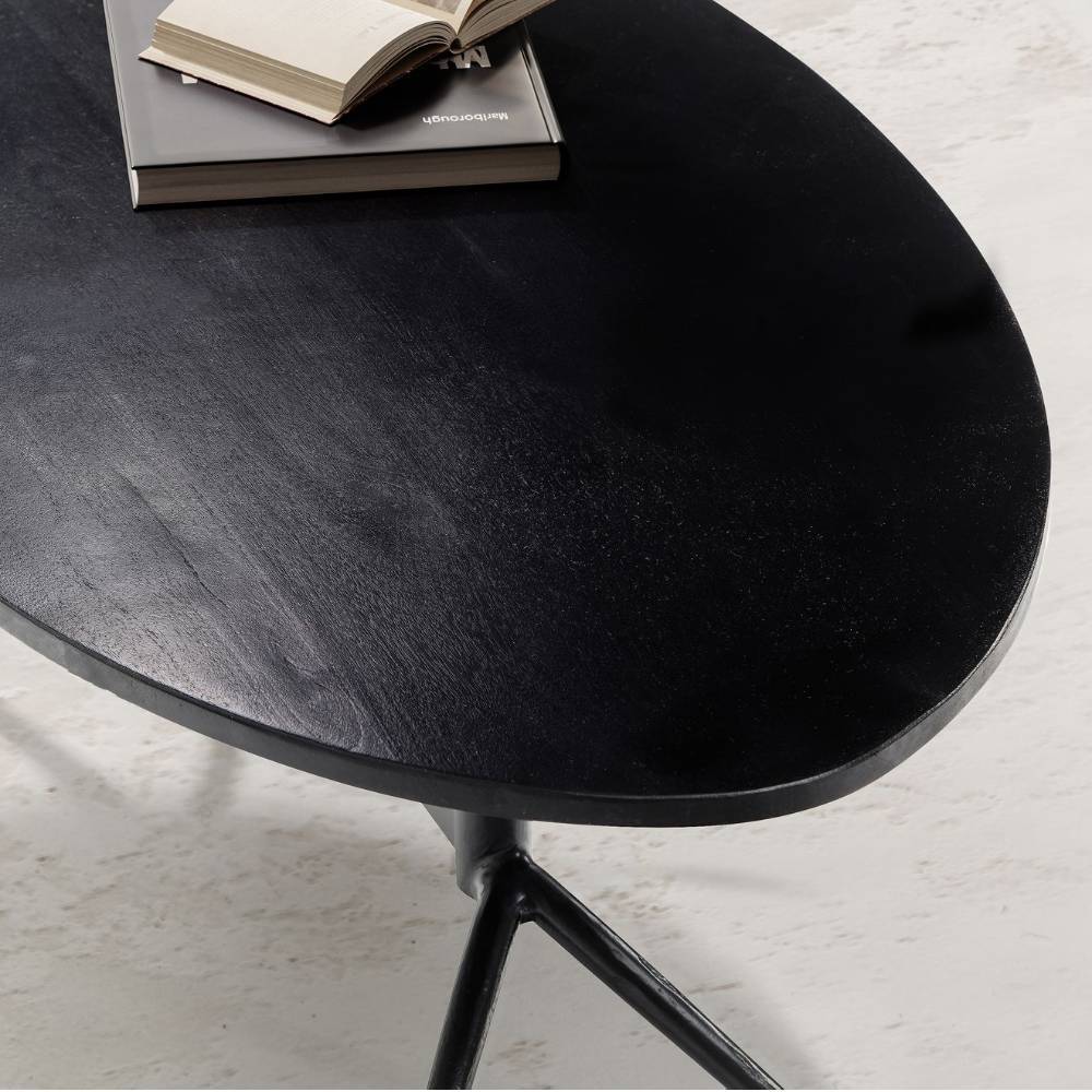Ovaler Couchtisch in Schwarz - Zigarros