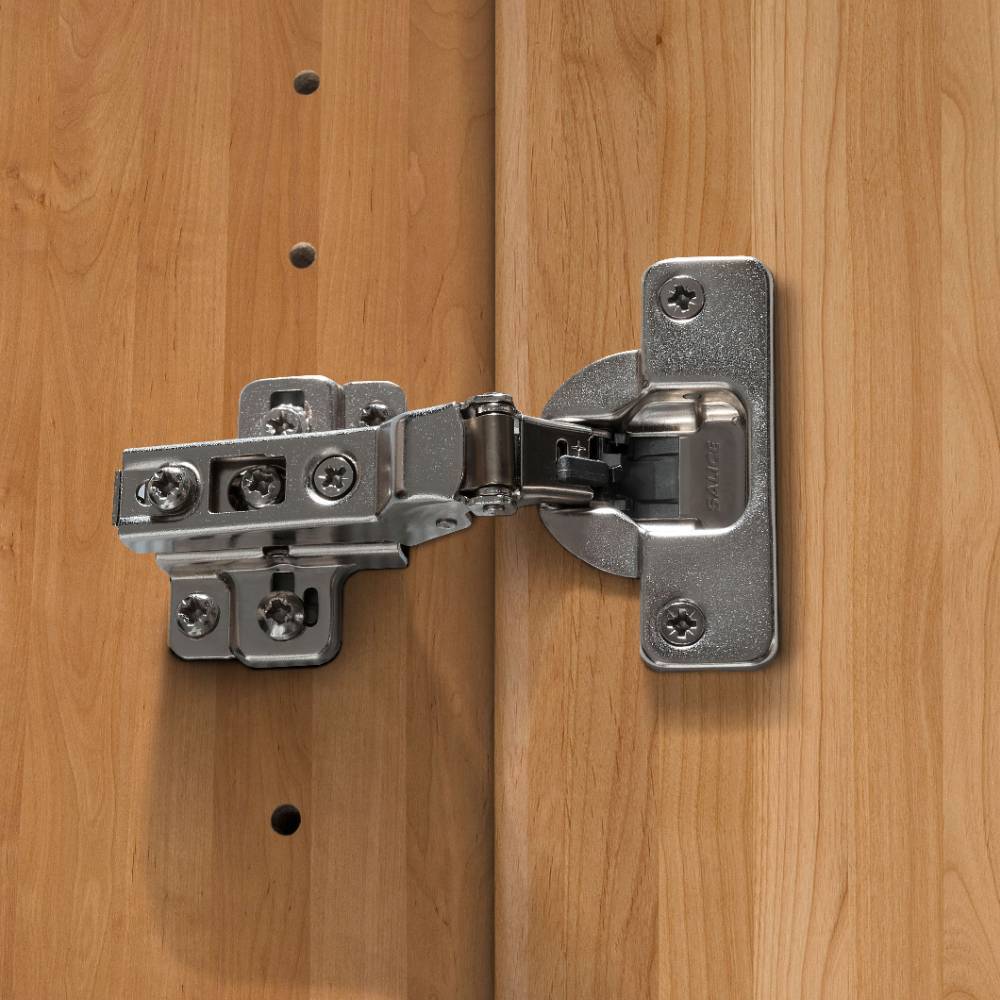 3-türiger Kleiderschrank in Erle teilmassiv - Angelina