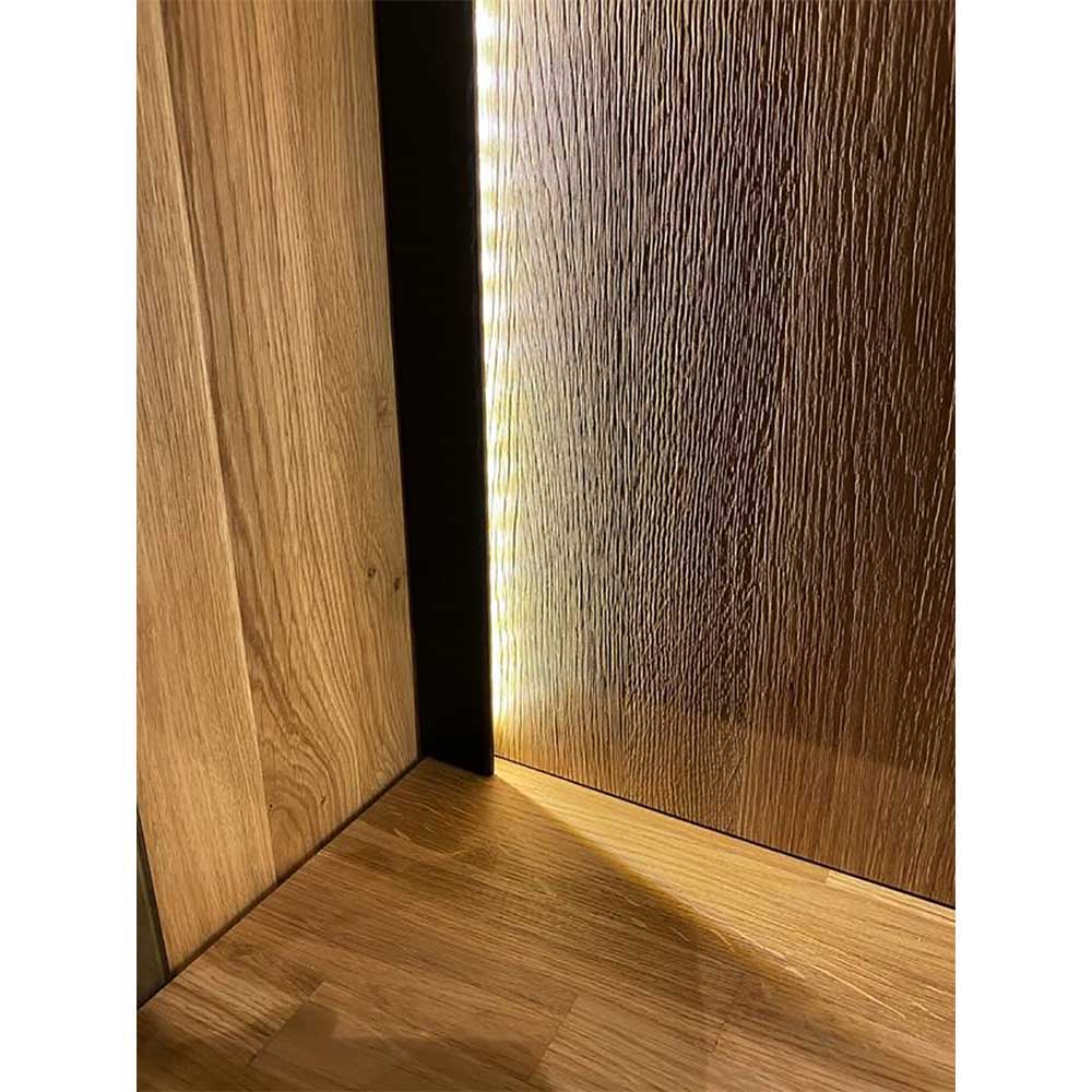 Wohnzimmer Schrank aus Asteiche Massivholz & Glas - Clenza