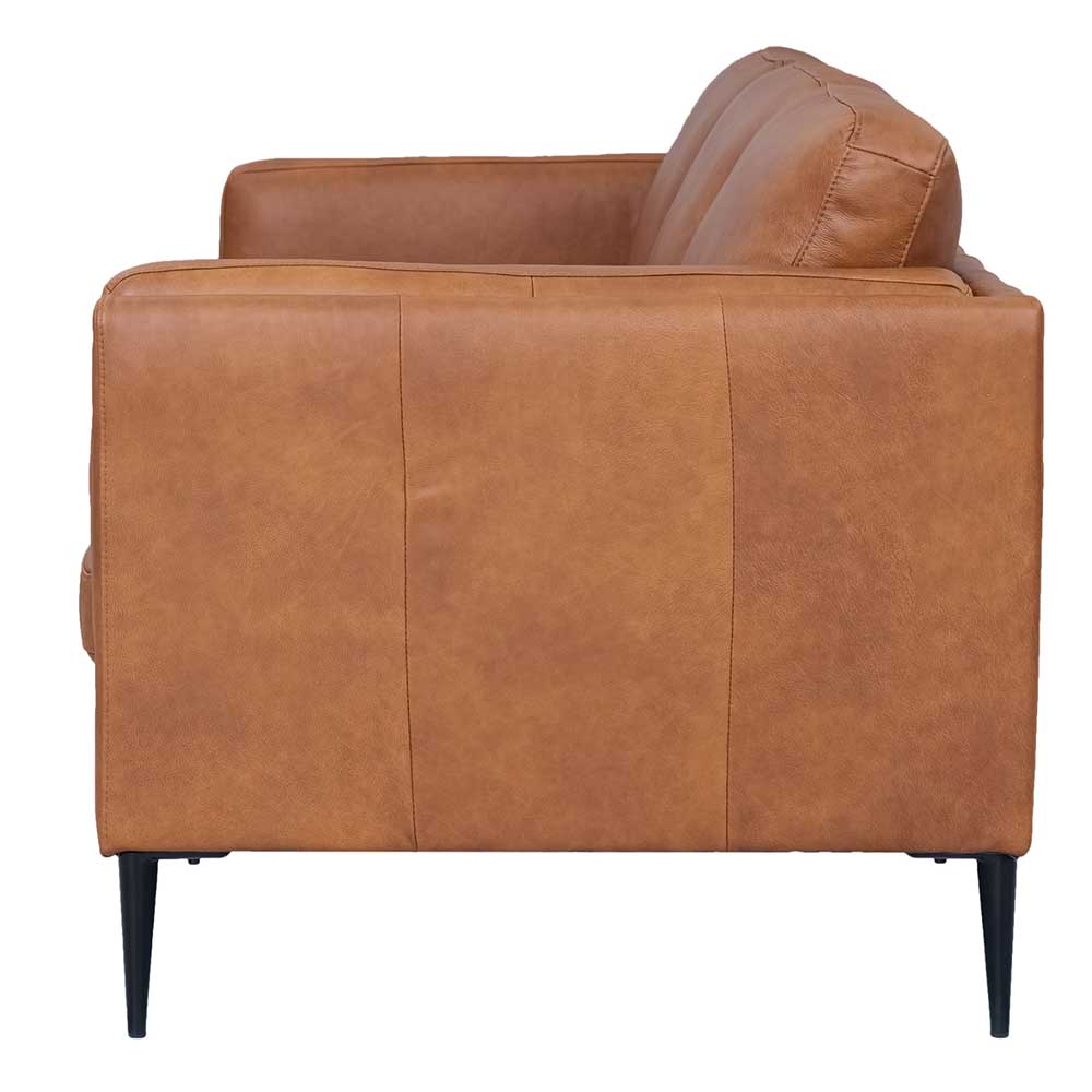Sofa in Leder Cognac Braun von der Seite mit schwarzen Füßen – Lespavo