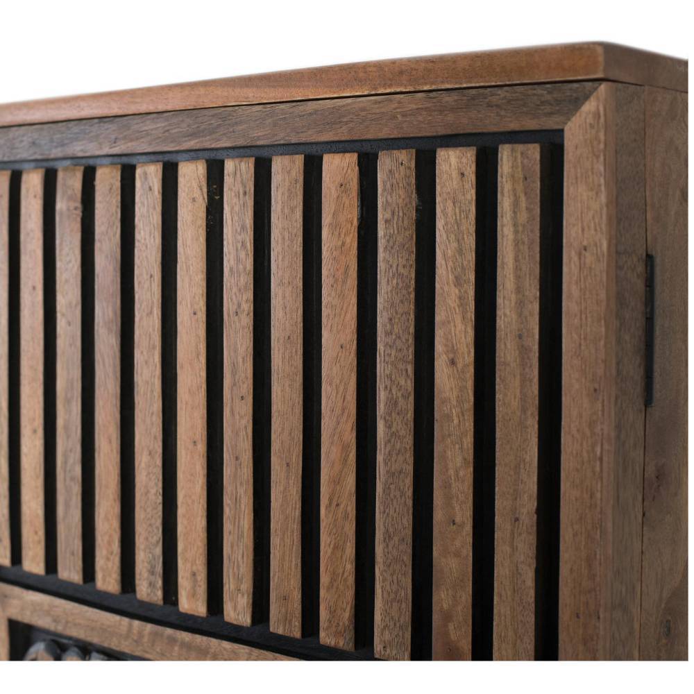 Massivholzschrank im Boho Style - Gomata