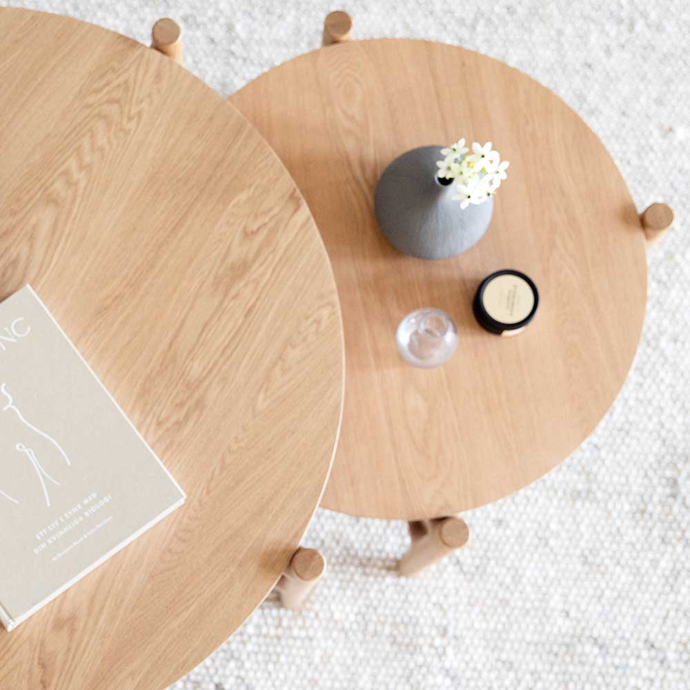 Moderner Wohnzimmertisch mit runder Tischplatte - Sanu