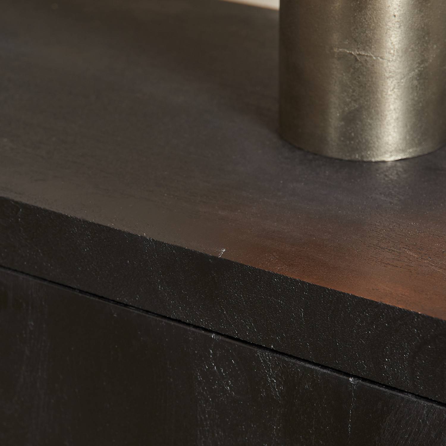 Schwarzes TV Möbel mit glatter Oberfläche, modernes Design aus Holz für Wohnzimmer – Trapper