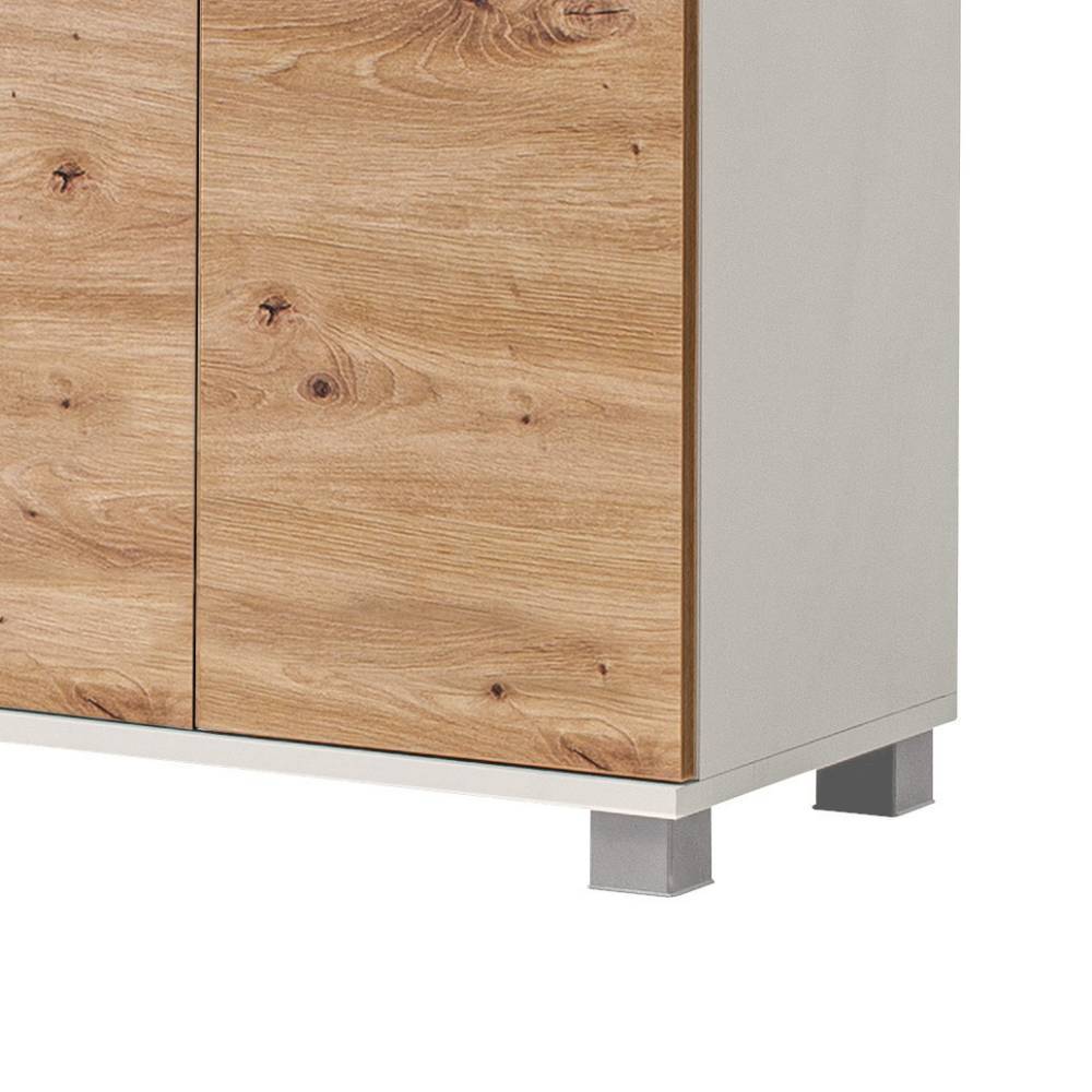 Hochschrank in Wildeiche Optik mit mattweißer Seitenwand und silberfarbenen Füßen – Tolucara