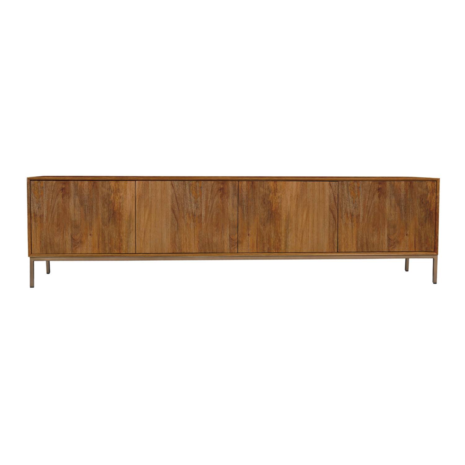 Langes TV Sideboard aus Naturholz mit vier Rillenfronttüren und schlankem Metallfuß – Kojas