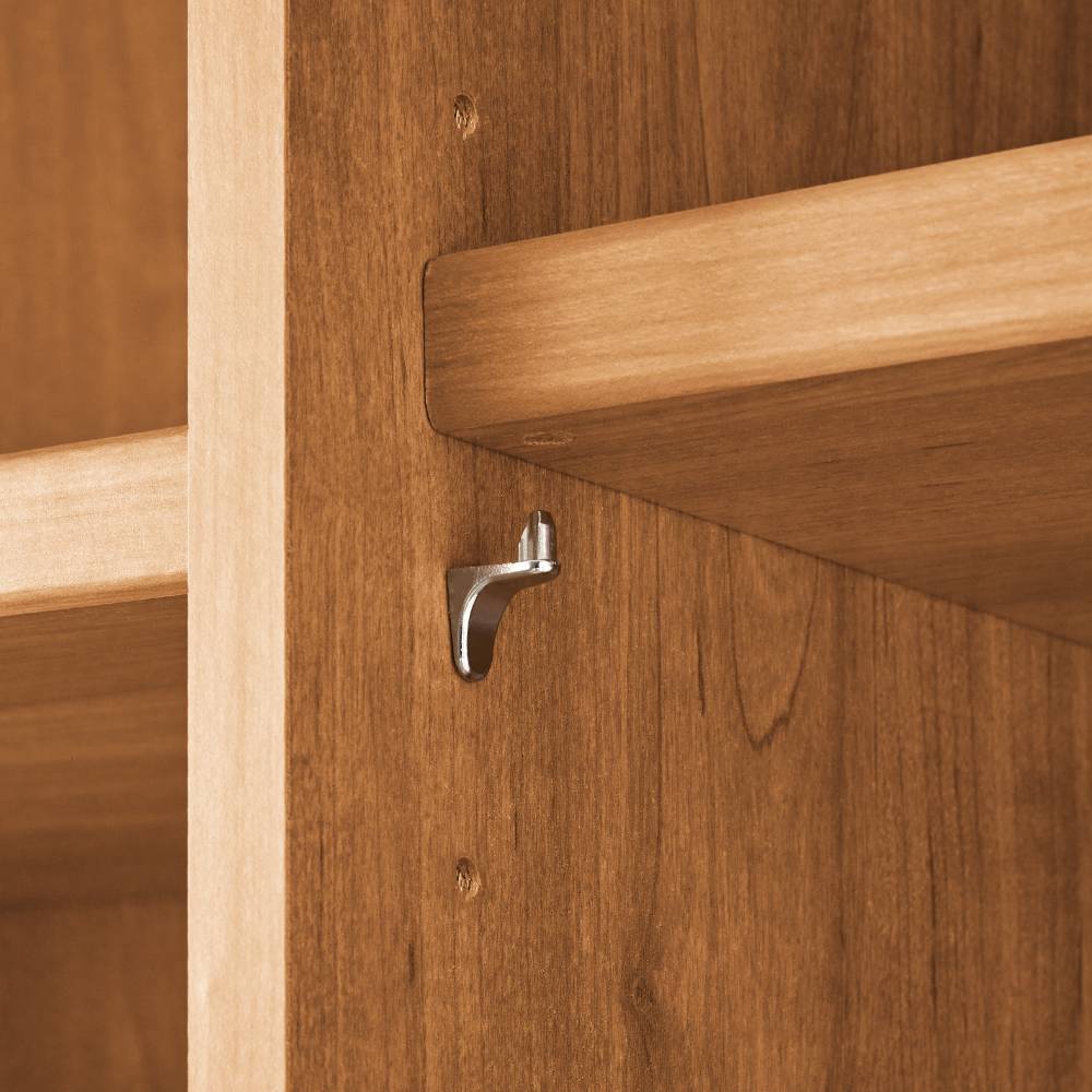 Teilmassiver Schrank mit sieben Türen - Hung