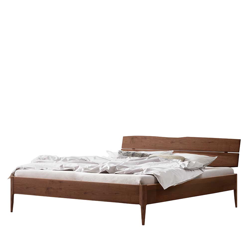 Massivholz Bett mit Baumkante am Kopfteil - Narciza