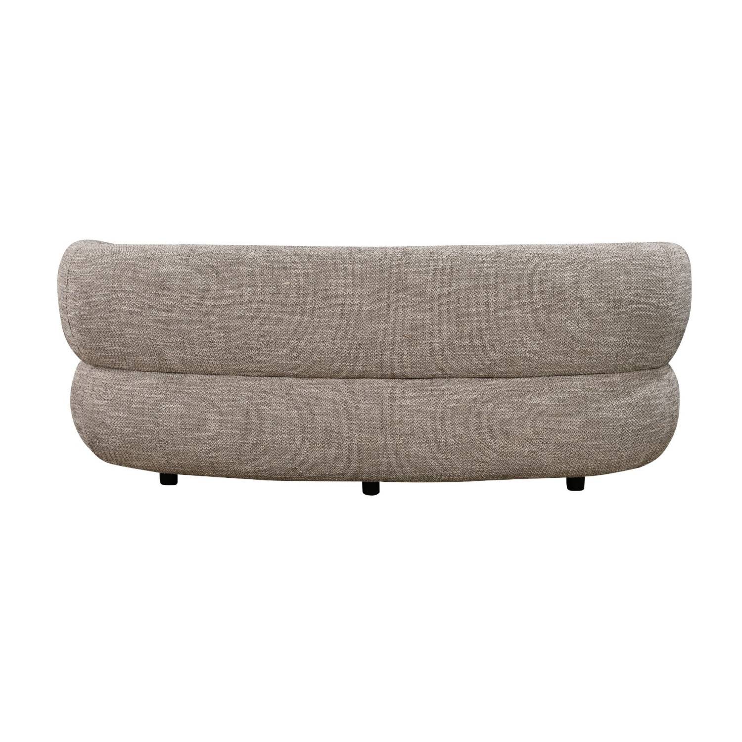 Skulpturales Designsofa mit geschwungener Rückenlehne in hellem Webstoff – Corners