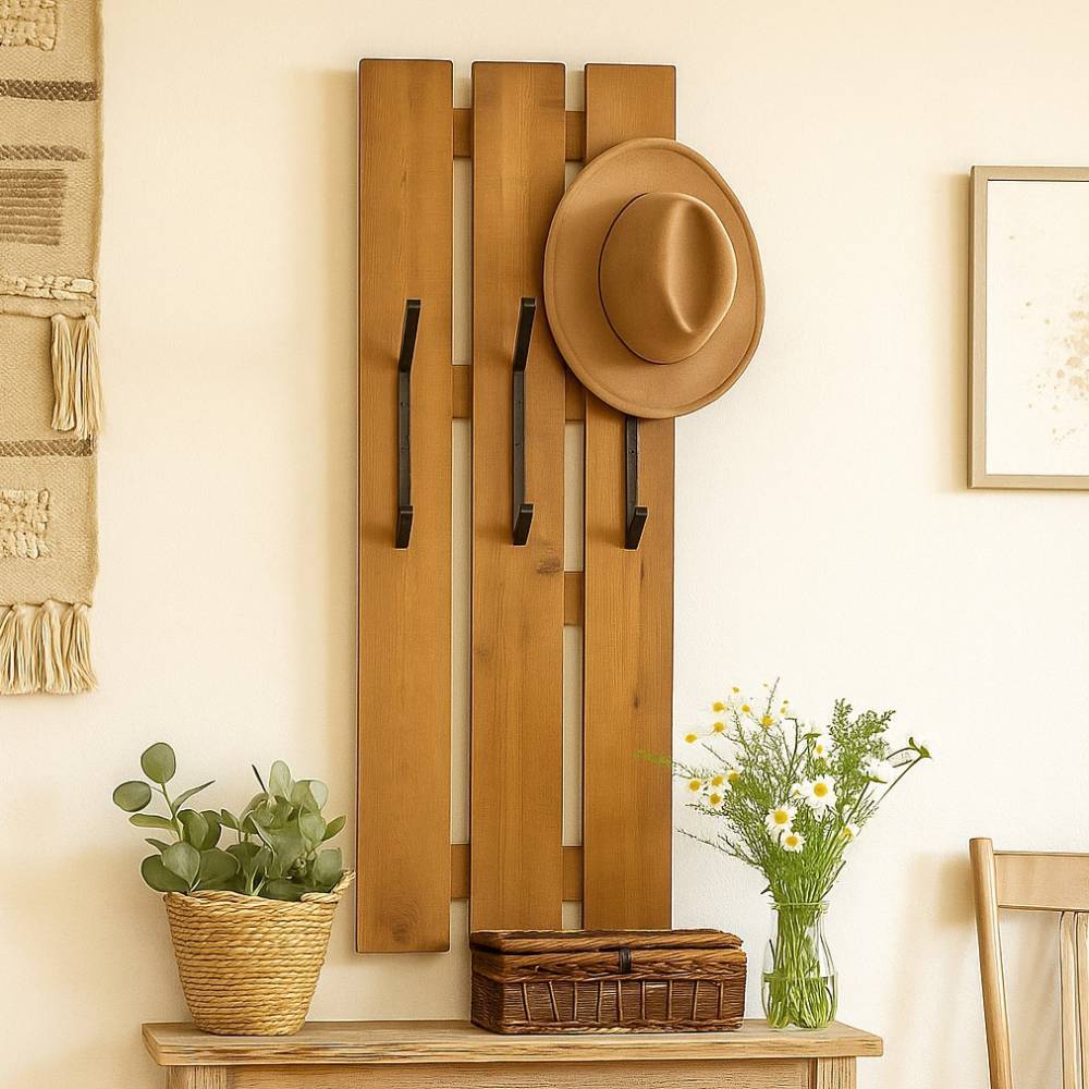 Wandgarderobe aus Tanne Massivholz in Braun - Provence