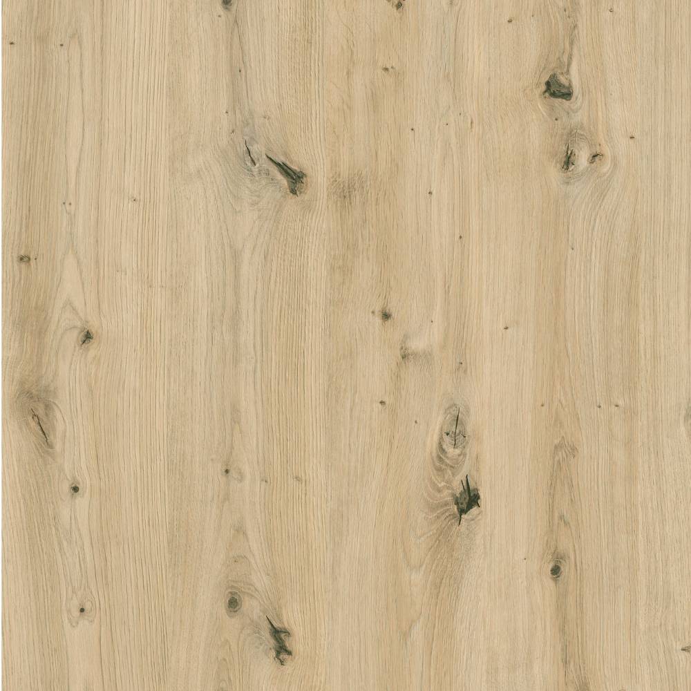 Wildeichefarbene Oberfläche des Highboards mit natürlicher Holzmaserung und Astlöchern – Monte