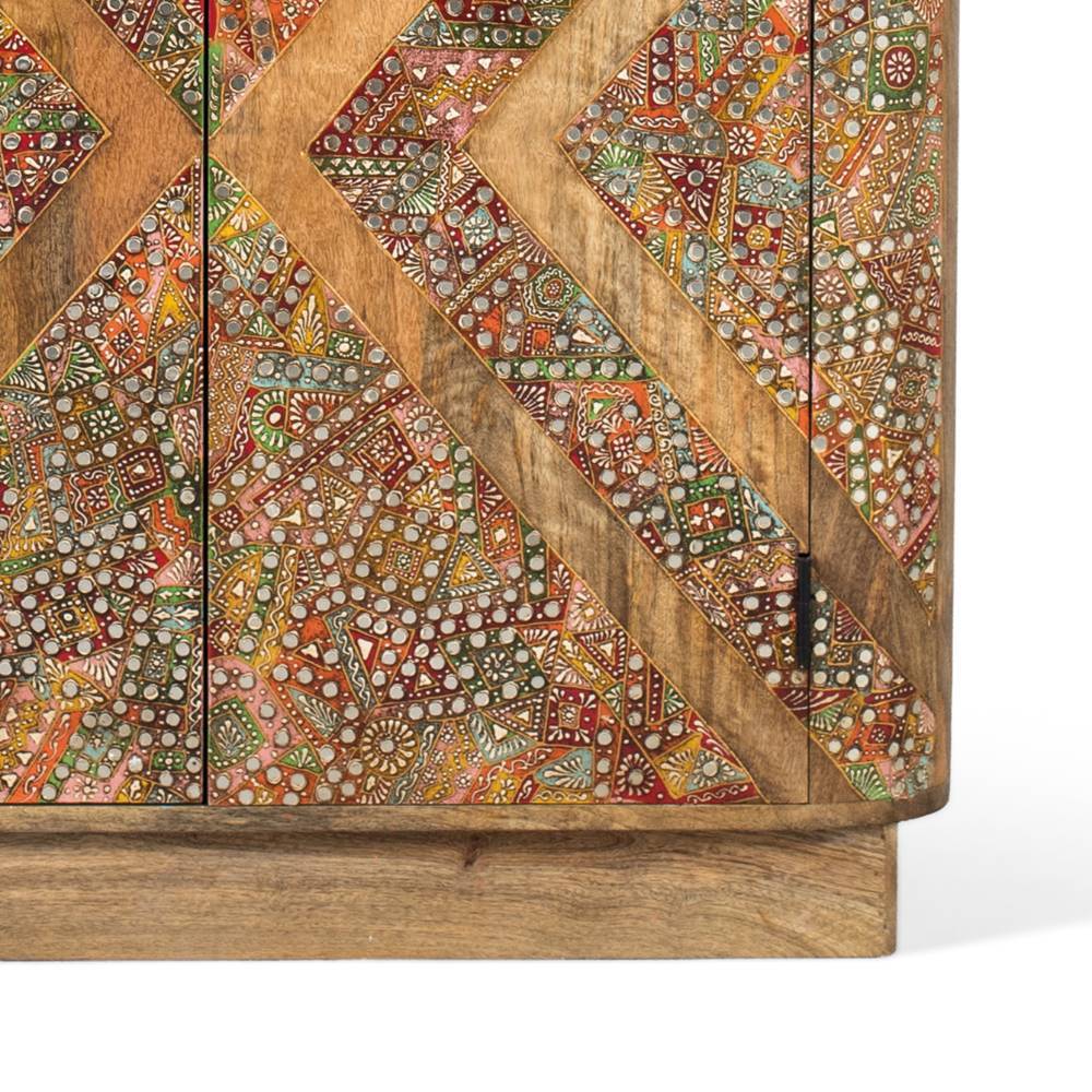 Massivholz Schrank mit Ethno Muster - Jeen