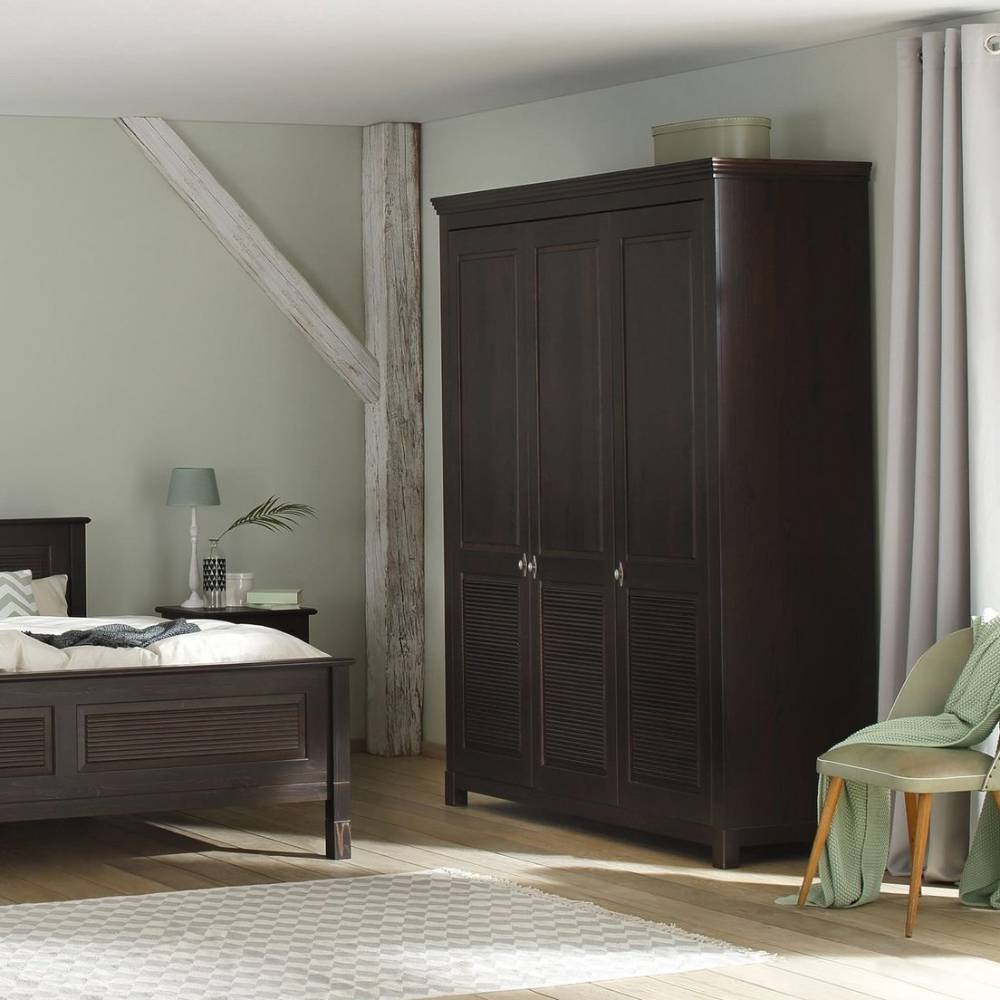 Kiefernholz Kleiderschrank in Dunkelbraun - Sikulav