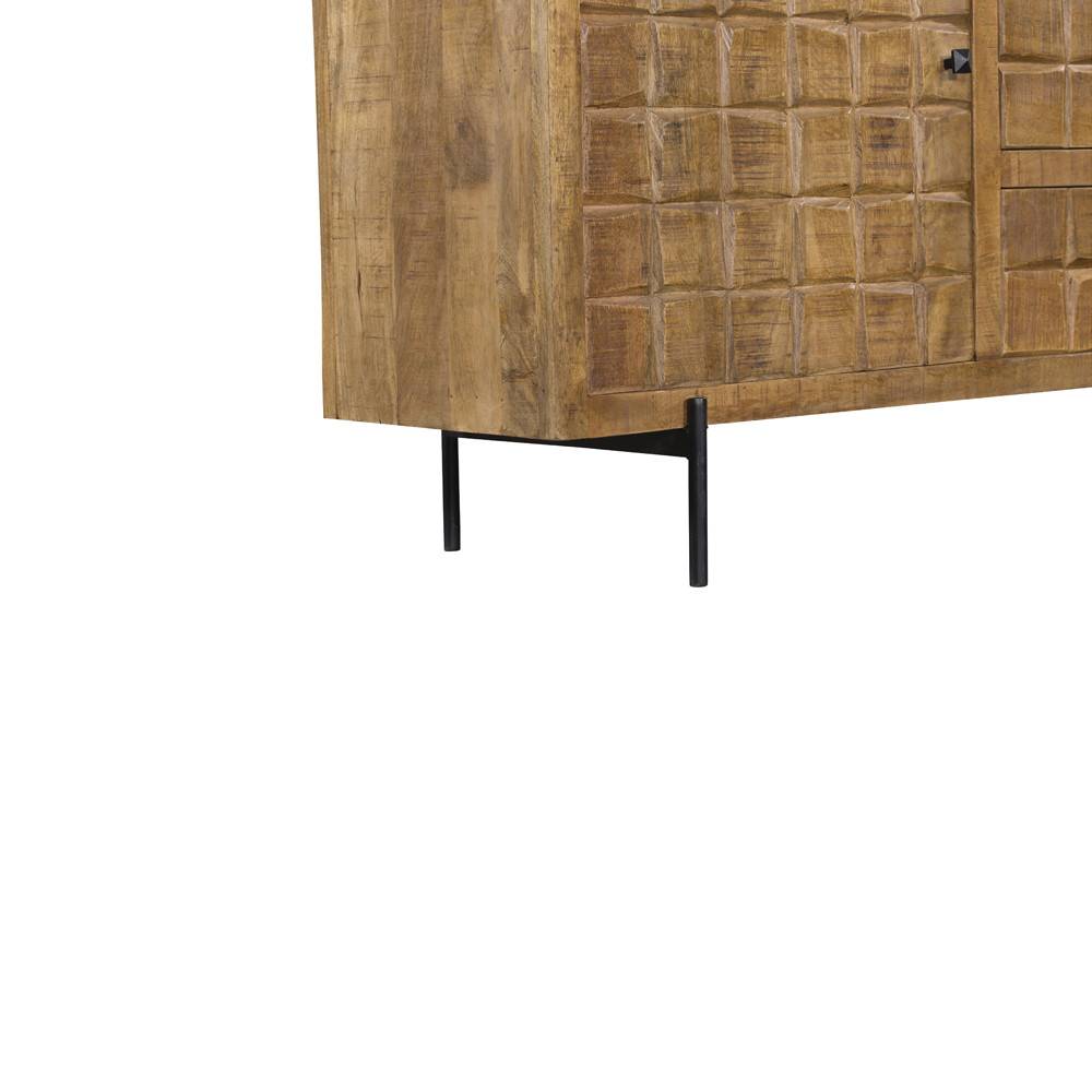 Schwarzer Metallfuß der stabilen Wohnzimmerkommode aus Mangoholz im industriellen Stil – Laudion