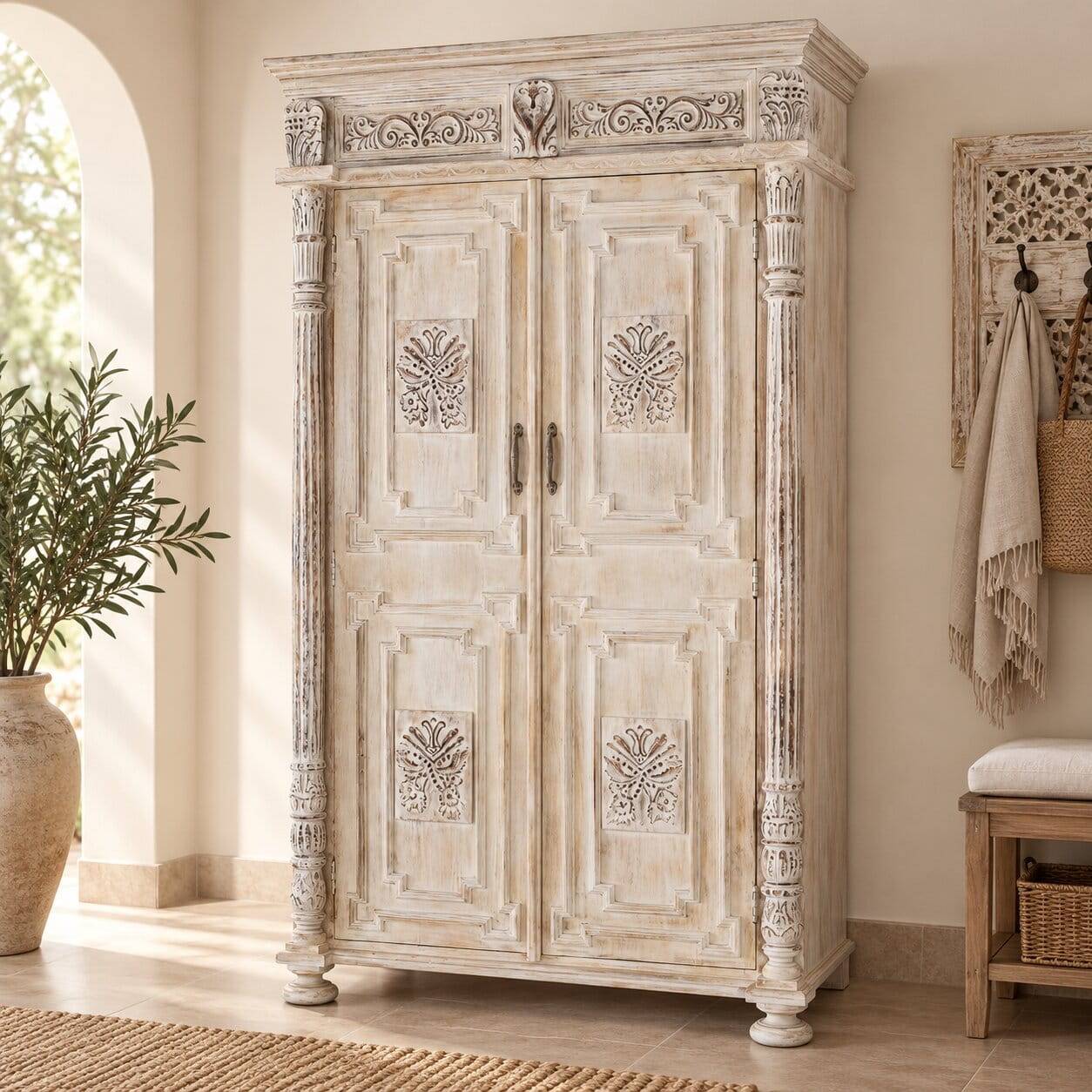 Garderobenschrank im orientalischen Stil - Cionga