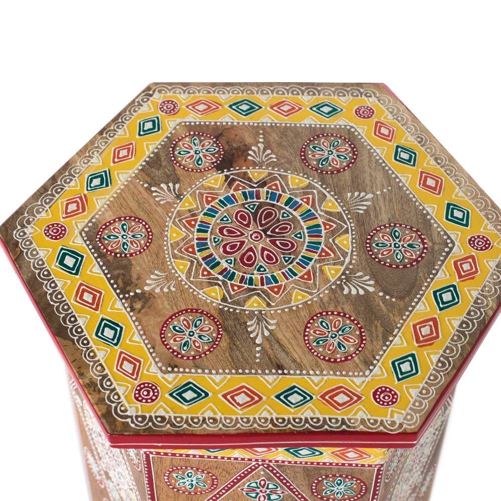 Beistelltisch mit farbenfrohen Mandalas und Mustern - Jambi