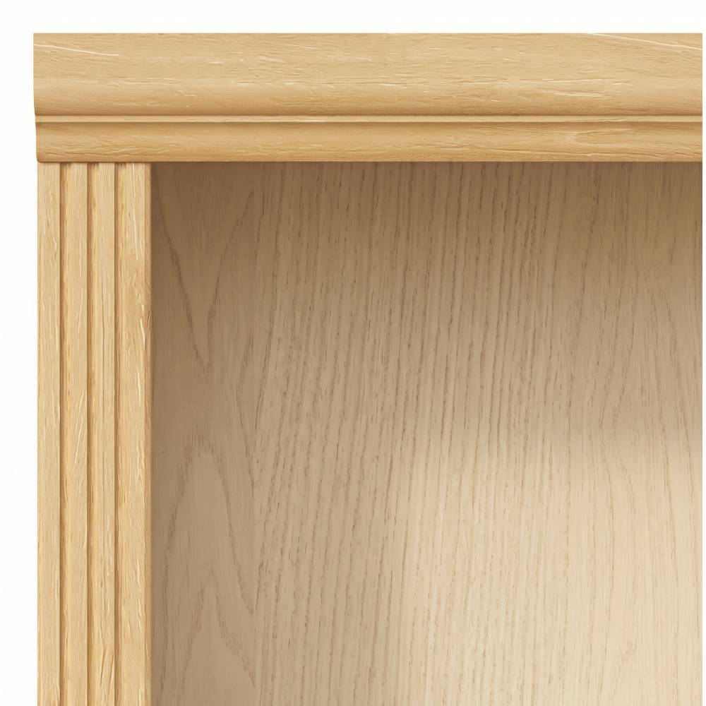 Oberer Detailbereich des Kiefer Natur Regals mit Holzmaserung und Zierleiste – Snog