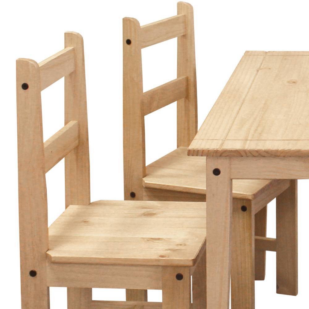 Zwei schlichte Holzstühle mit hoher Rückenlehne und robuster Sitzfläche aus Kiefernholz – Luzifania