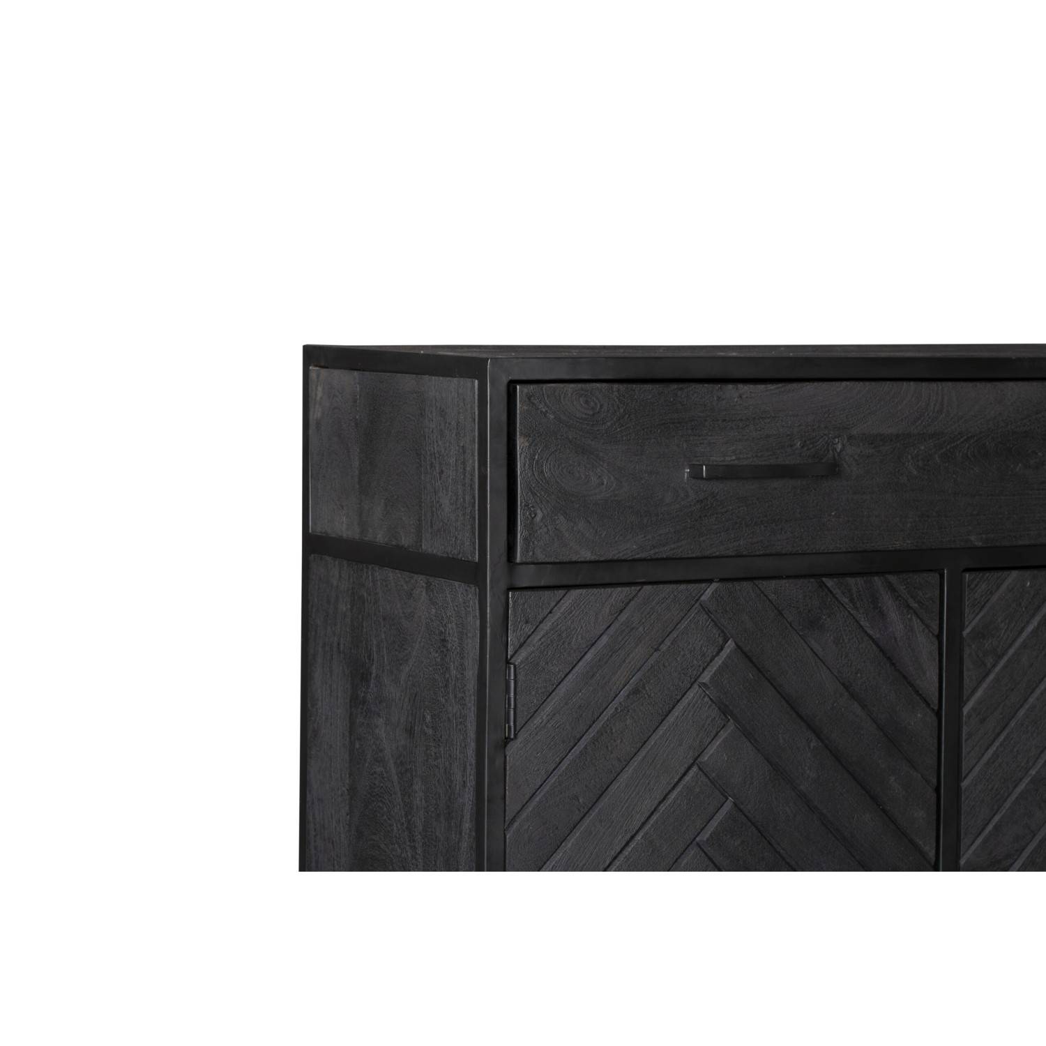 Schwarze Kommode aus Mangoholz Detail der Schublade und des Metallgestells – Lida