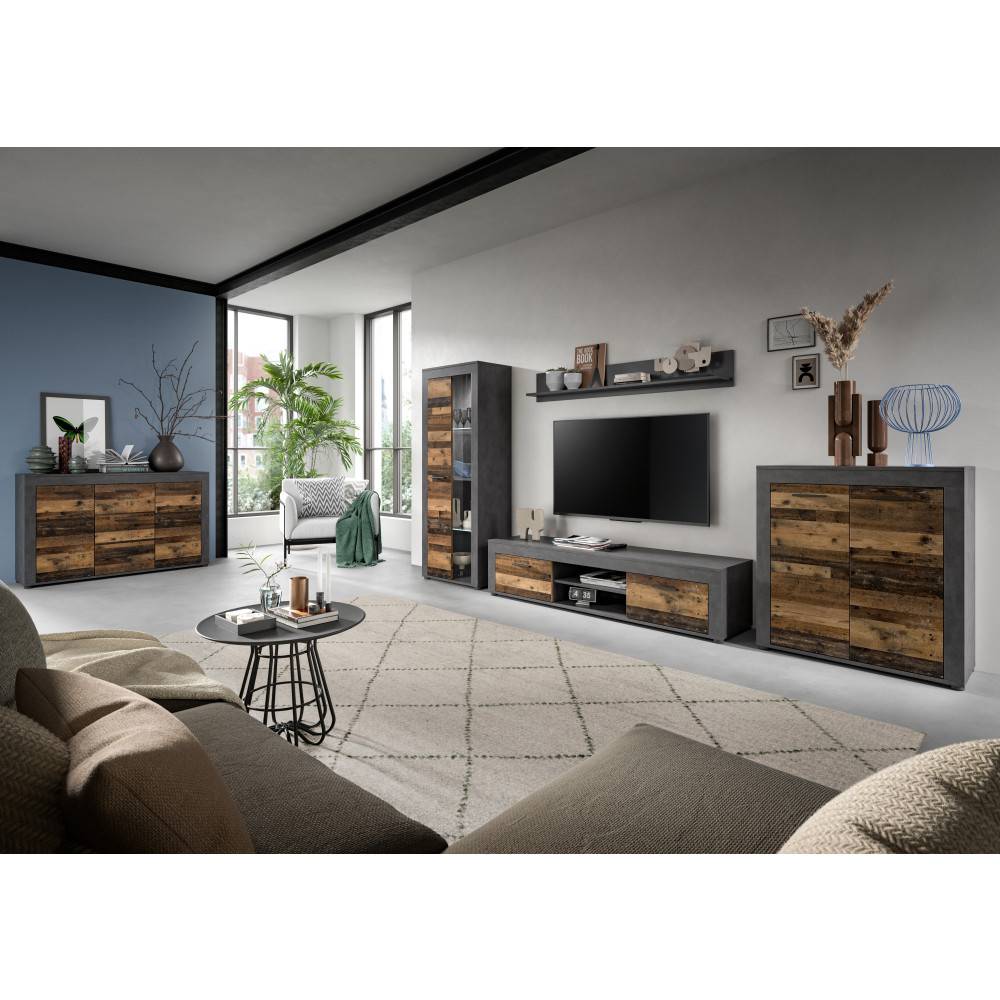 Wohnzimmerwand im Industrial-Stil mit TV-Board, Wandboard und Vitrinenschrank – Istrewy