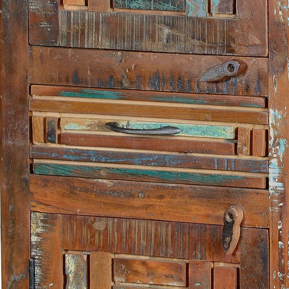 Shabby Chic Vitrinenschrank aus Recyclingholz - Tunar
