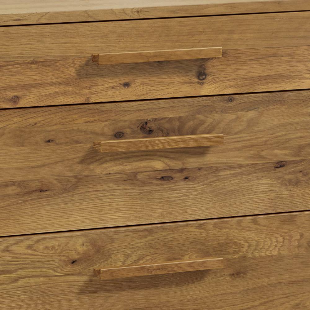 Kommode mit drei Schubladen aus Wildeiche und eleganten Holzgriffen – Zilandra