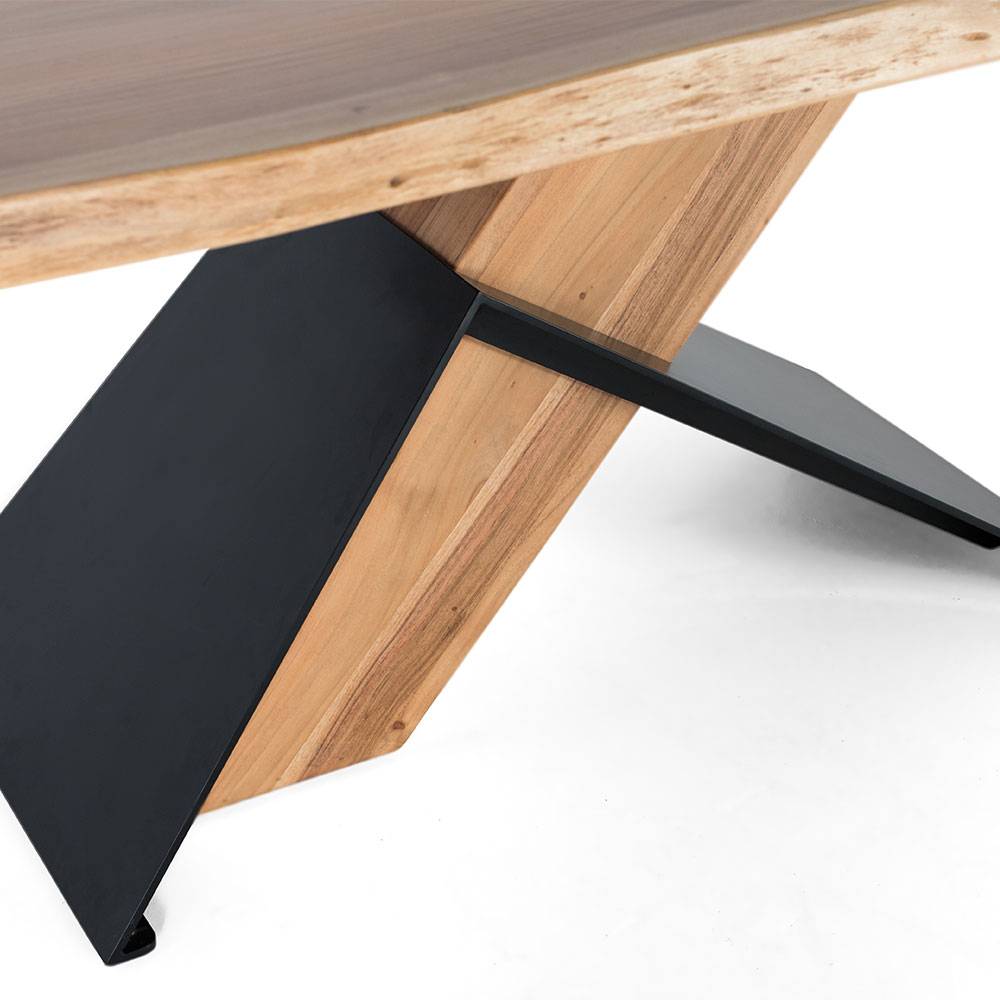 Design Esszimmertisch mit X-Säulenfuß - Aljana