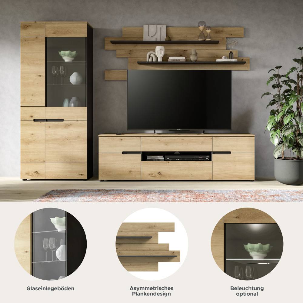 Glaseinlegeböden, asymmetrisches Plankendesign und optionale Beleuchtung der Anbauwand – Irysma