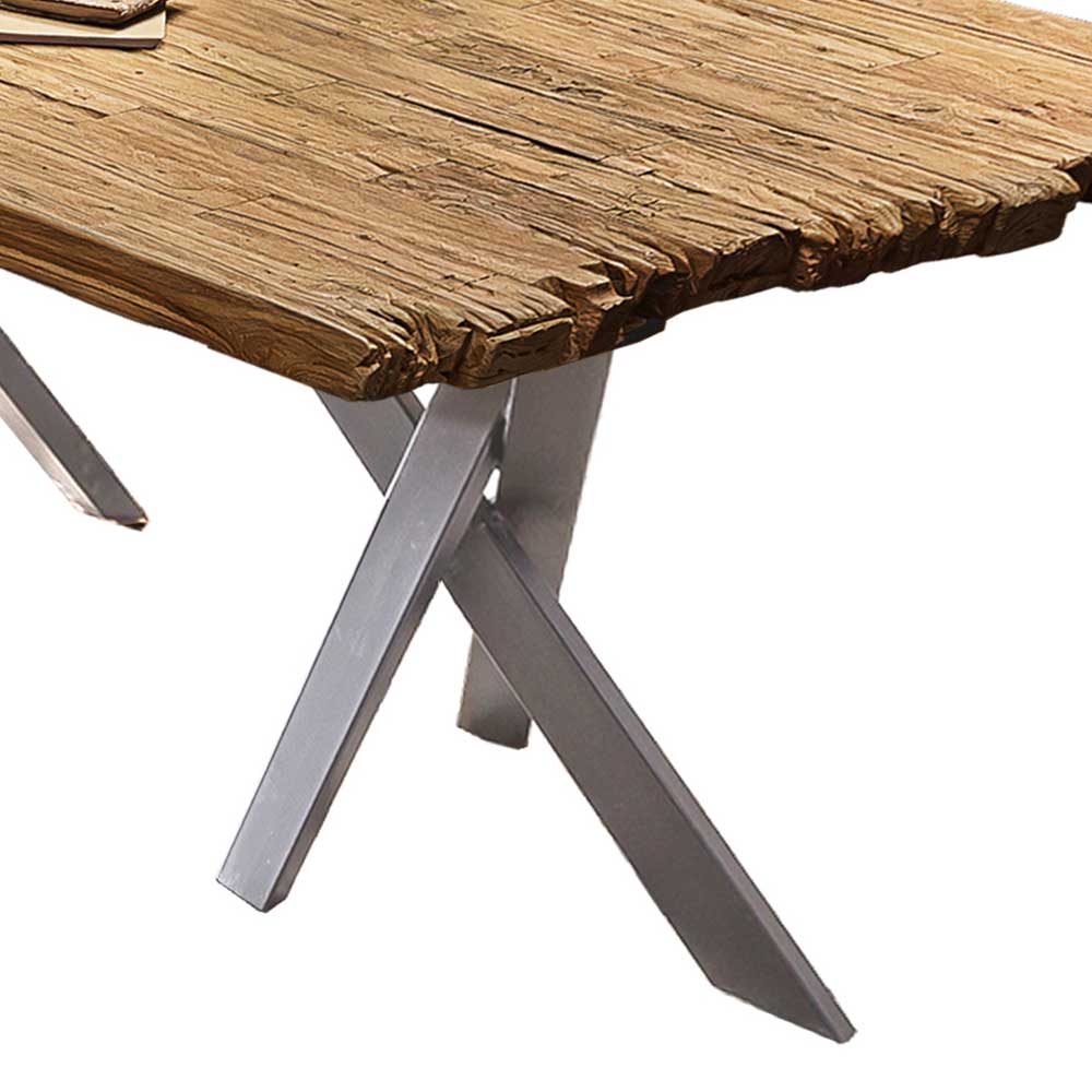 Ausgefallener Tisch mit rustikaler Teakplatte - Cosma