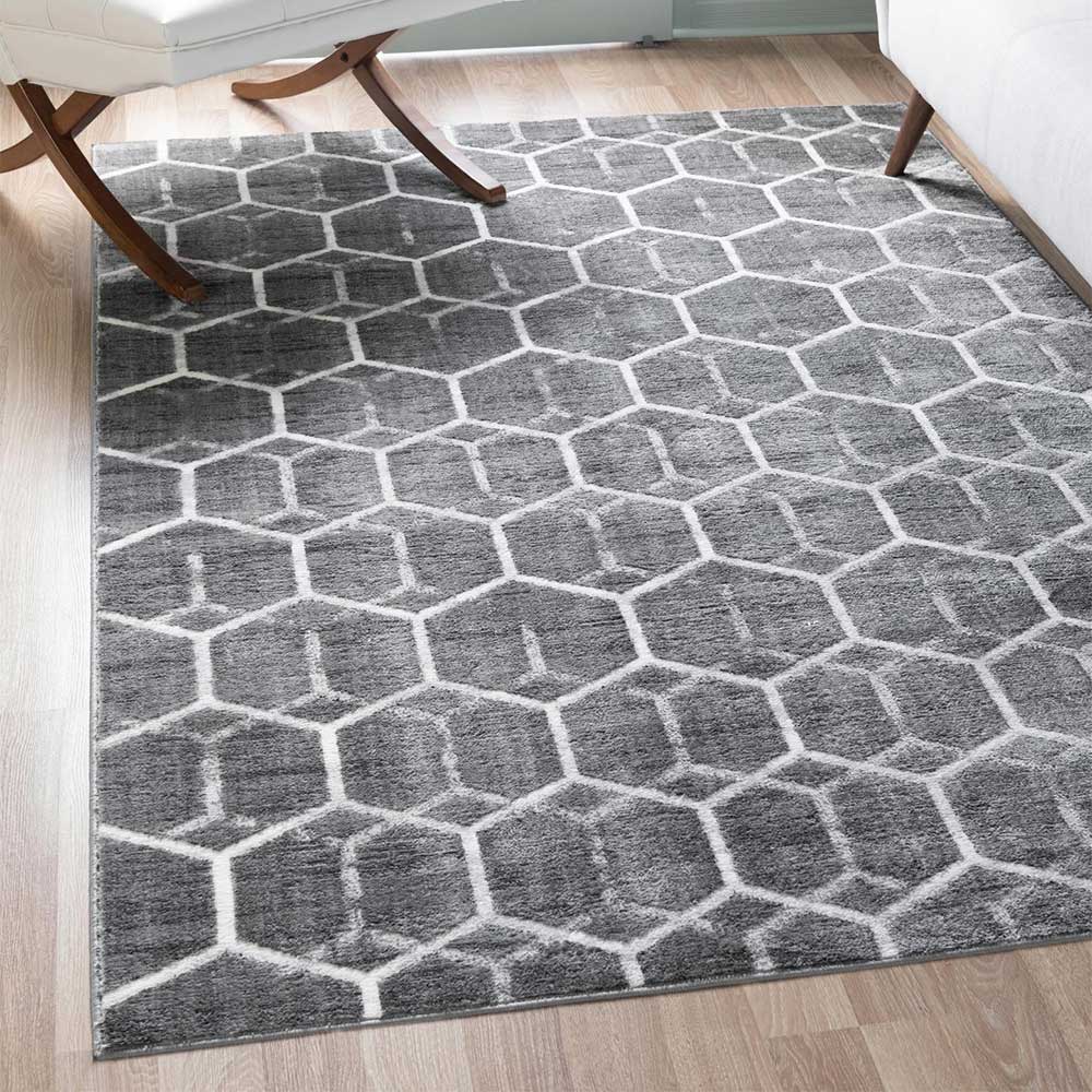Teppich mit modern-geometrischem Muster - Finalo