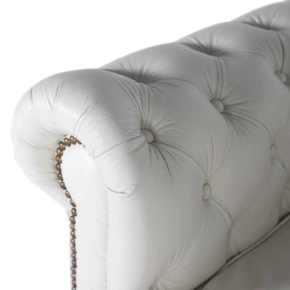 Chesterfield Ledersessel in Weiß - Pavias