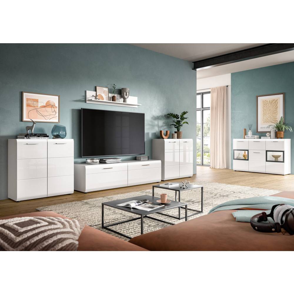 Moderne weiße TV Wohnwand mit Lowboard Sideboard und Wandregal im Wohnzimmer – Clona