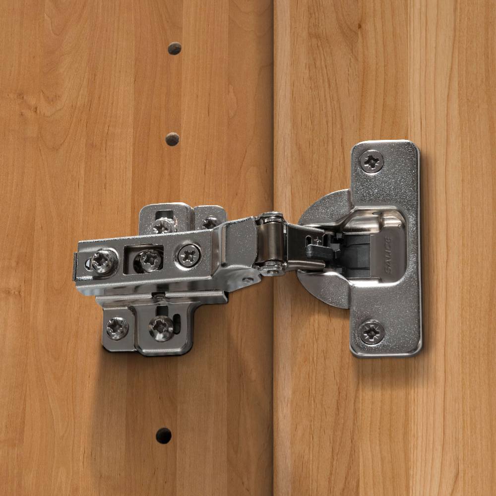7-türiger Kleiderschrank in Erle teilmassiv - Murray