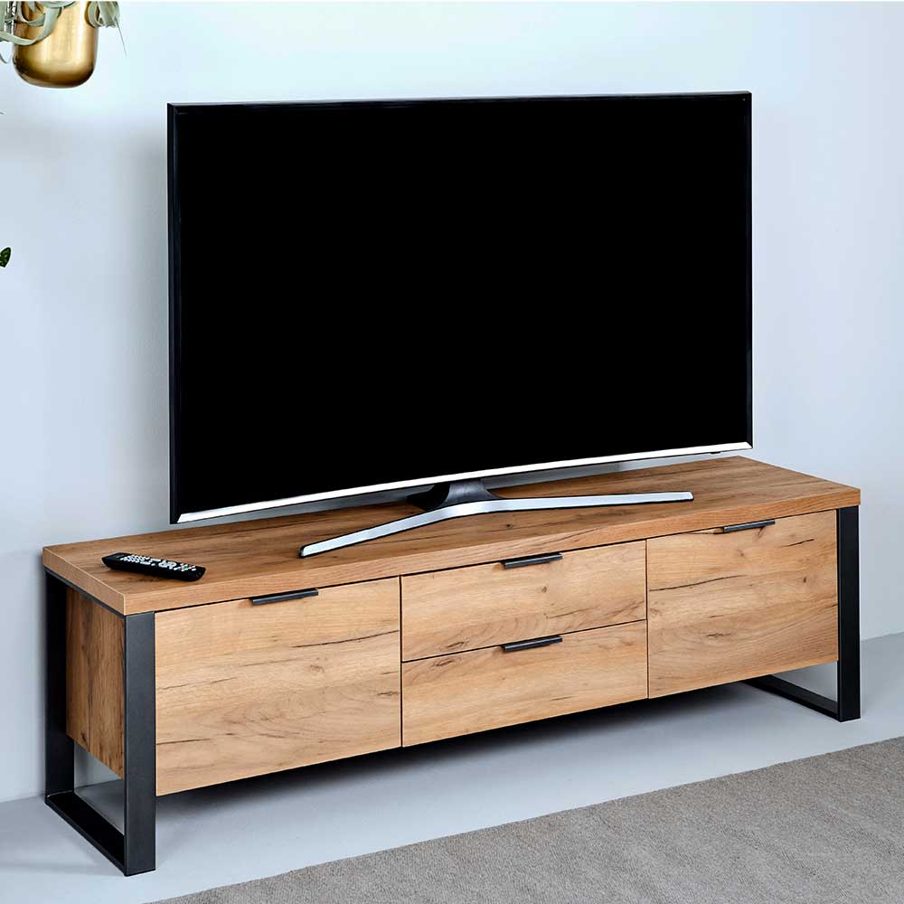 Stylisches TV Board mit 153 cm Breite - Ilvensa