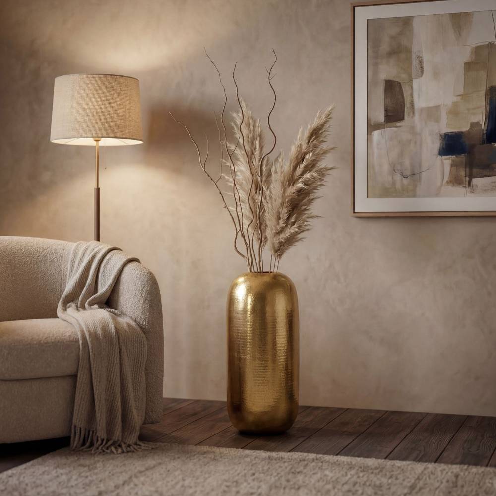 Goldene Bodenvase mit Hammerschlag Struktur - Merusha