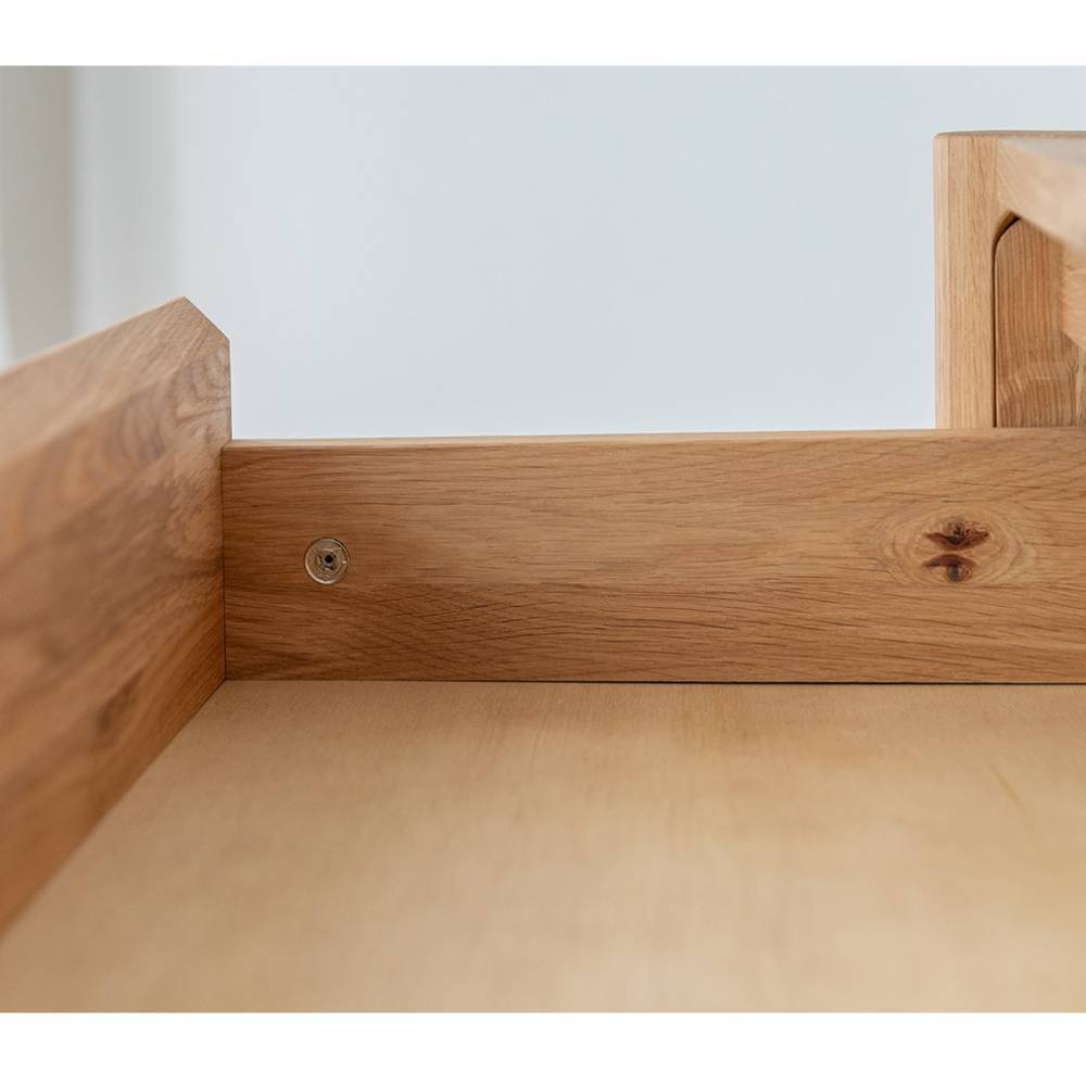 Breite Kommode mit vier Schubladen - Maaria