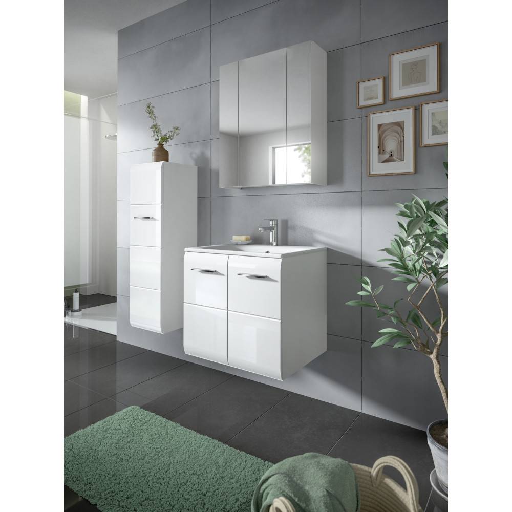 Weißes Badmöbel Set mit Spiegelschrank, Waschbeckenunterschrank und hohem Badschrank im Badezimmer – Clona