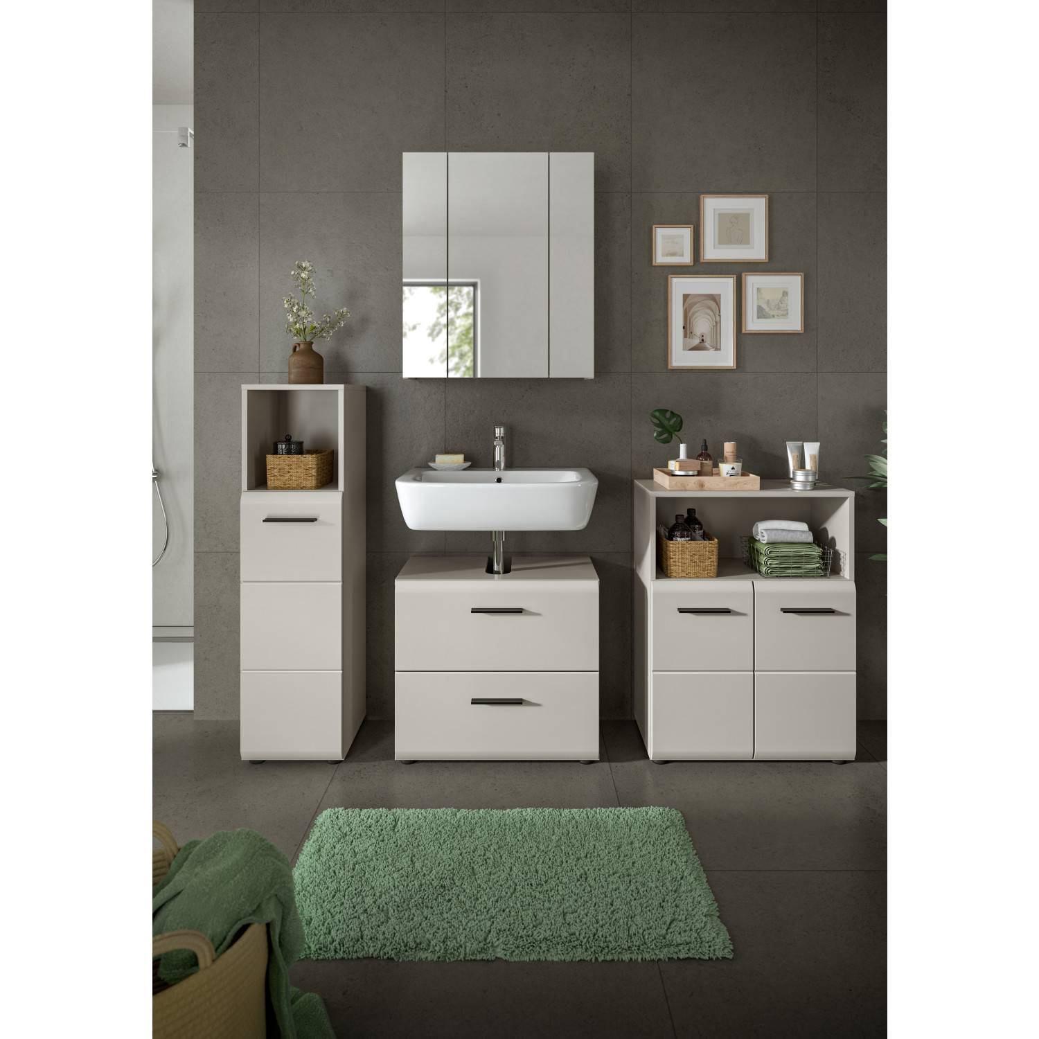Modernes vierteiliges Badezimmerset in Beige mit Hochschrank, Waschtischunterschrank, Spiegelschrank und Seitenschrank – Donostia