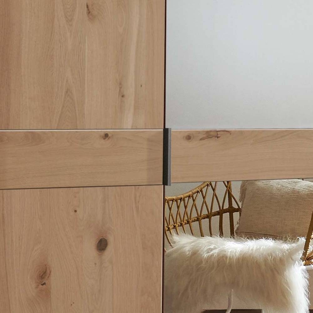 Teilmassiver Kleiderschrank in Eiche Bianco - Yanicas