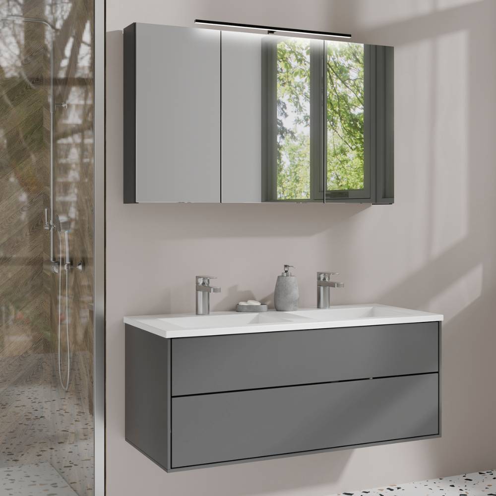120cm Spiegelschrank Anthrazit über einem Doppelwaschbecken im modernen Badezimmer – Asta