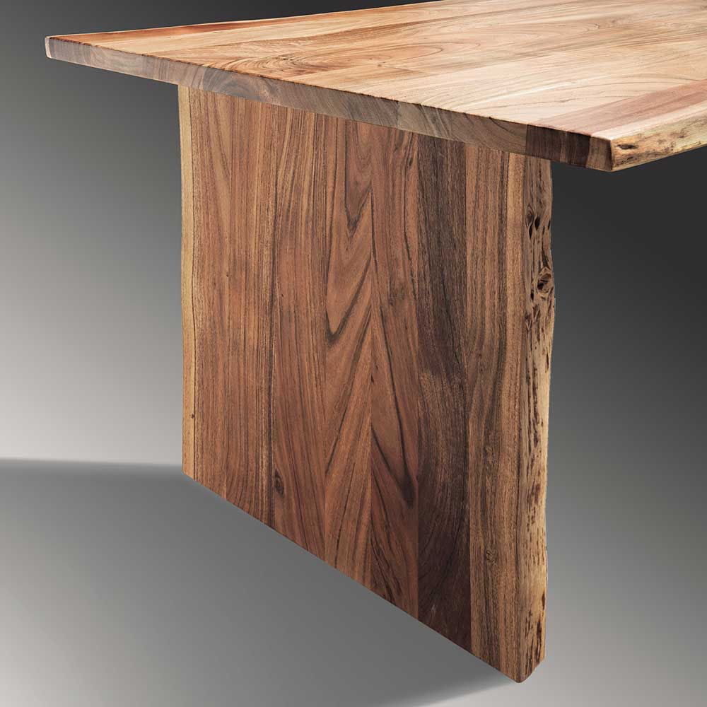 Rustikaler Holztisch mit Wangen Gestell - Imna