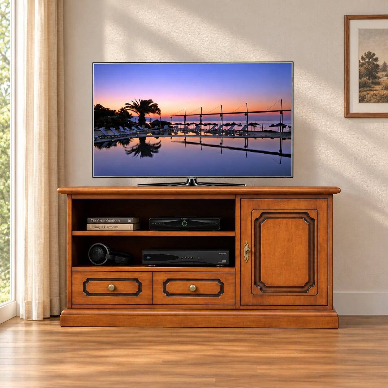 TV Lowboard im klassischen Stil - Kimms