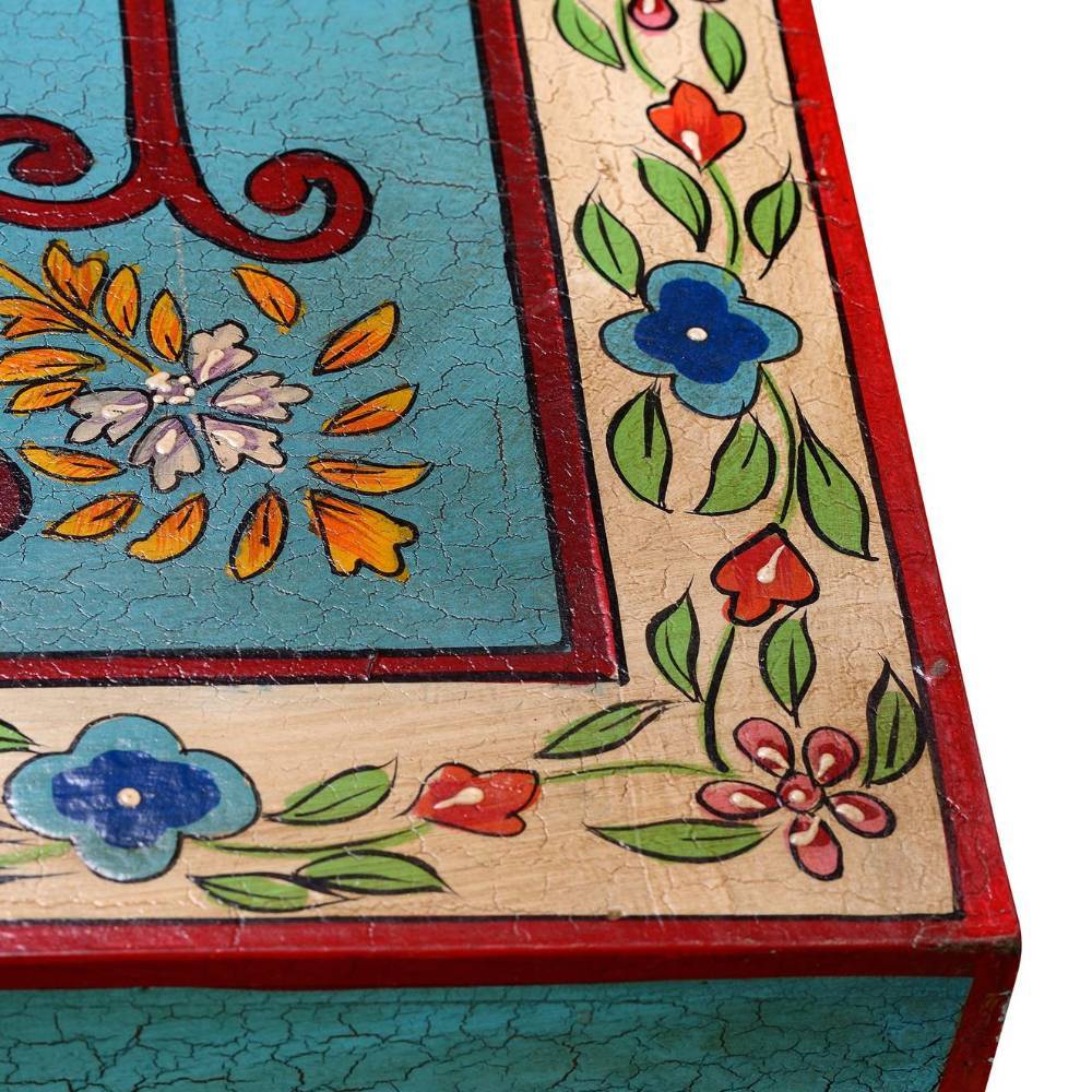 Couchtisch mit folkloristischen Blumenmotiven - Borgas
