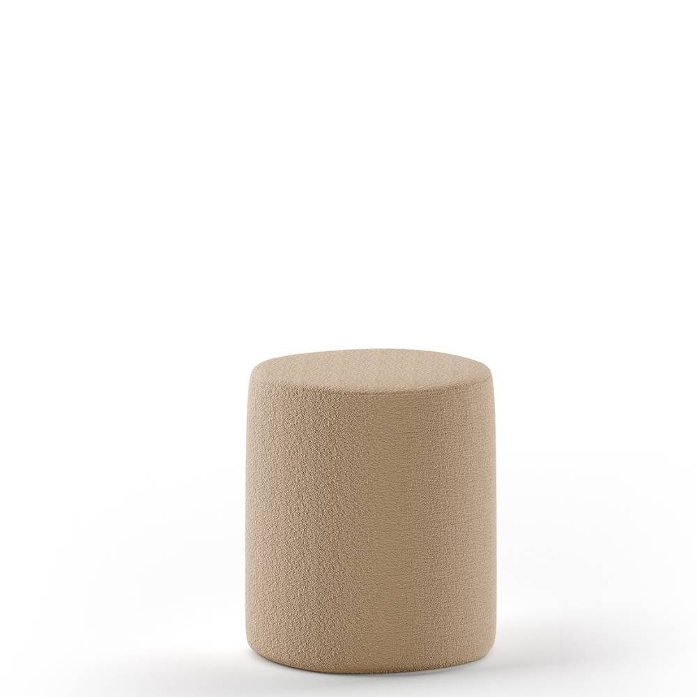 Zylindrischer Polsterhocker in hellbrauner Boucle-Stoff-Optik für Wohnzimmer oder Diele – Ashley