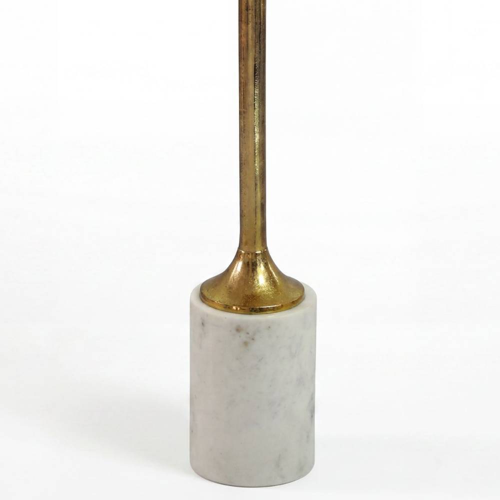 Zylinderförmiger Marmorfuss mit goldfarbenem Aluminiumgestell des Beistelltisches – Calaccio